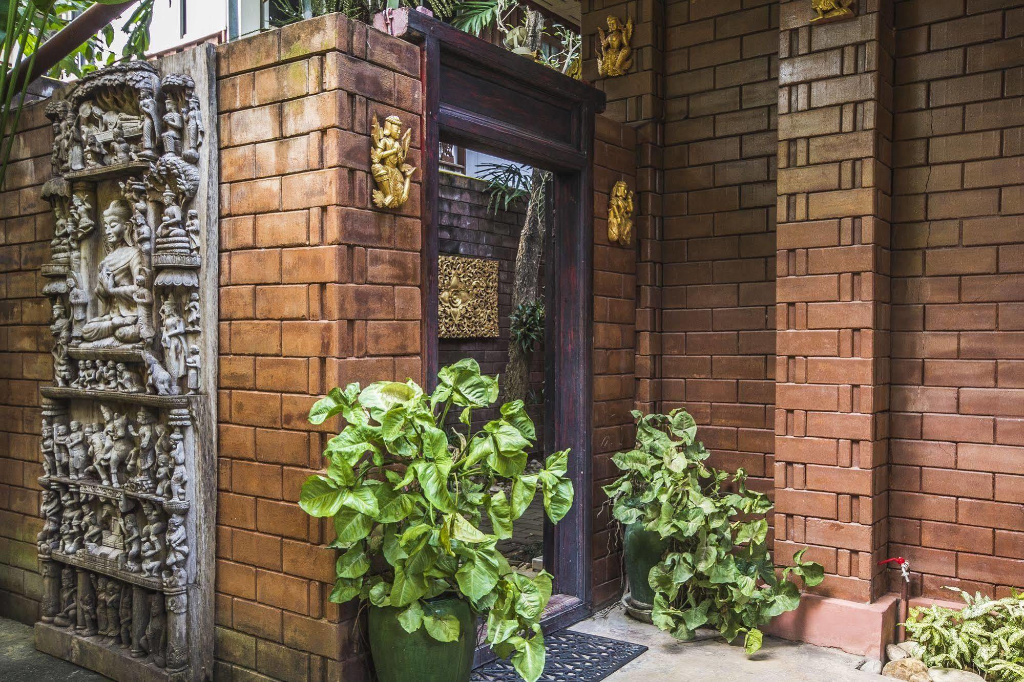 Irawadee Resort Mae Сот Екстериор снимка