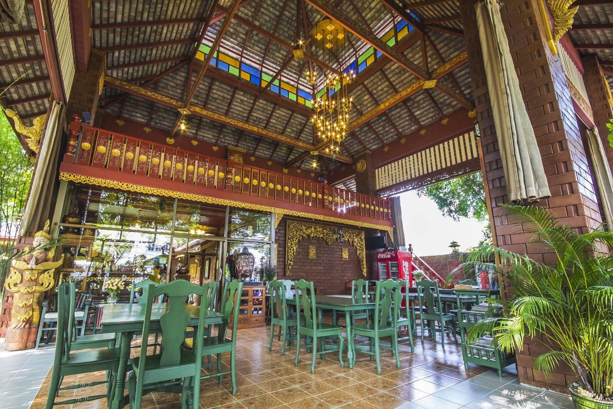 Irawadee Resort Mae Сот Екстериор снимка